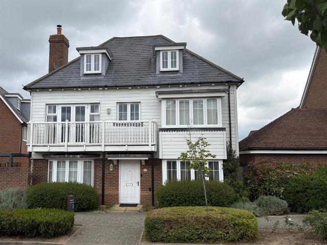 Holly Way, Kings Hill ME19, 5 bed detached house to rent, £2,800 pcm | PrimeLocation