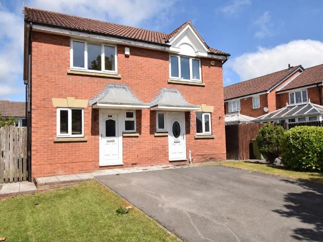 Holly Approach, Ossett WF5, 2 bed semi detached house to rent, £1,150 pcm | PrimeLocation