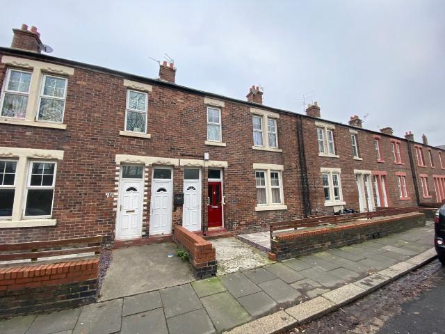 Holly Avenue, Wallsend NE28, 2 bed flat to rent, £700 pcm | PrimeLocation