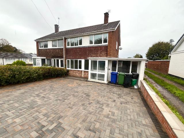 Holly Bush Lane, Stourbridge DY8, Property to rent, £1,300 pcm | PrimeLocation