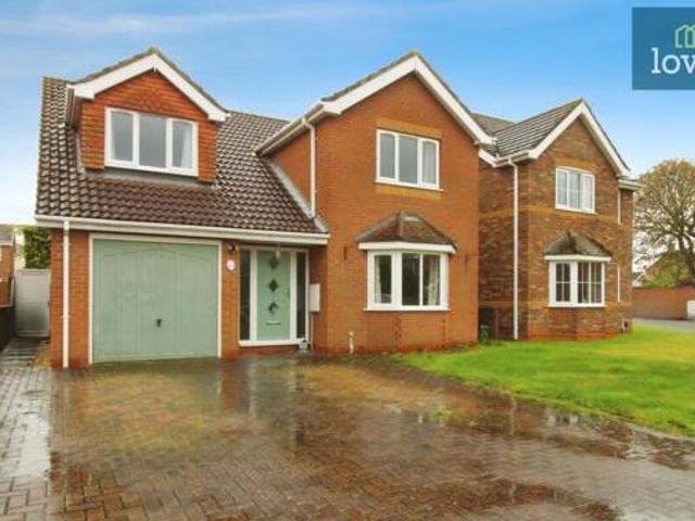 Holly Close, Stallingborough, 4 Bedroom Detached