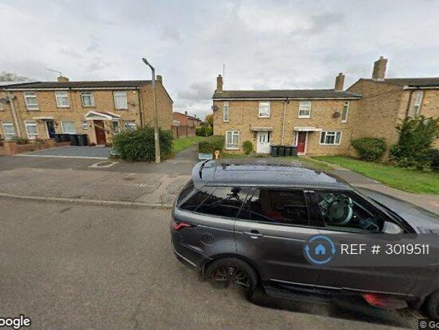 Holly Field, Harlow, CM19 3 bed terraced house to rent £1,850 pcm £427 pw
