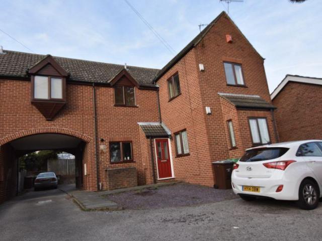 Holly Gardens, Nottingham 1 bed flat to rent £695 pcm £160 pw
