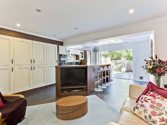 Holly Green, Rosslyn Park, Weybridge, Surrey KT13, 4 bed terraced house to rent, £3,250 pcm | PrimeLocation