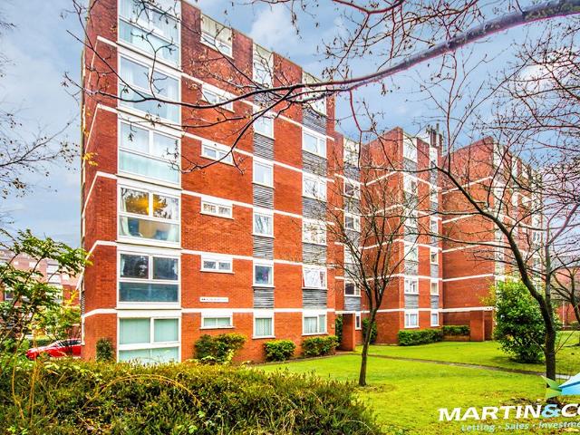 Holly Mount, Hagley Road, Edgbaston B16, 2 bed flat to rent, £975 pcm | PrimeLocation