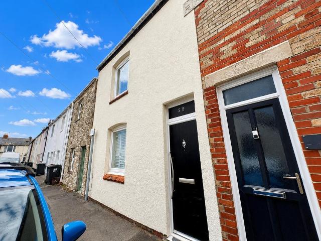 Holly Road, Weymouth DT4, 2 bed terraced house to rent, £1,150 pcm | PrimeLocation