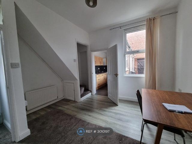 Holly St, Middlesbrough TS1, 3 bed terraced house to rent, £750 pcm | PrimeLocation
