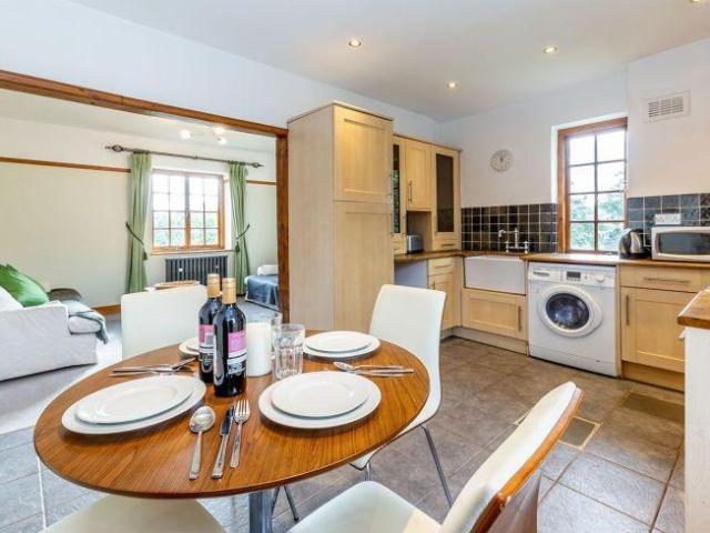 Hollybank, Muswell Hill, London, N10 3TN, United Kingdom | 3 bed apartment for rent #139264928 | Rentberry