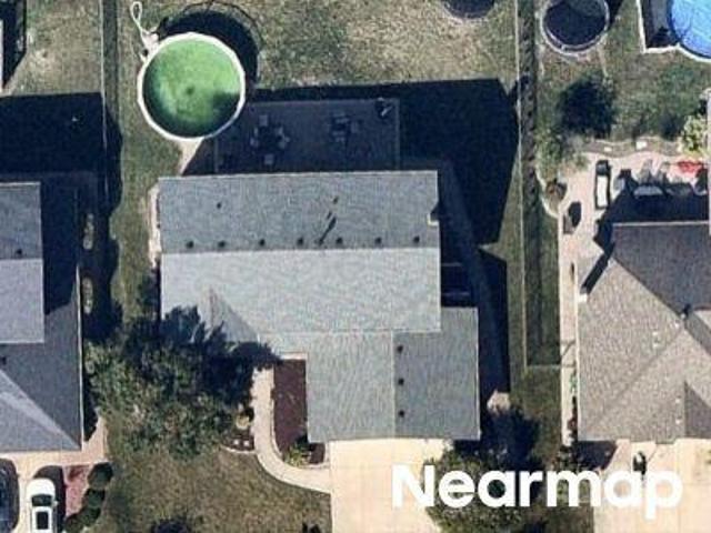 Hollybrook Ln