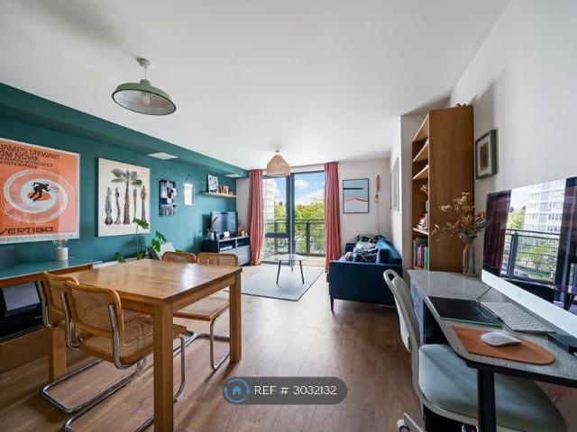 Hollyfield, London N4, 2 bed flat to rent, £2,500 pcm | PrimeLocation