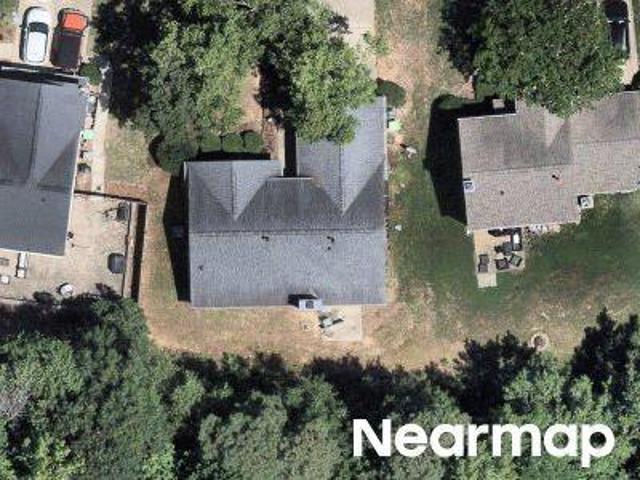 Hollyhock Ln