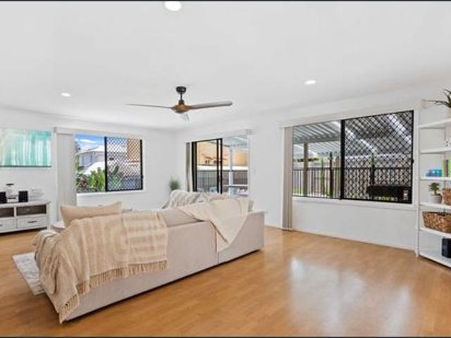 Hollywell at Its Best, A Home With Real Character in One of the Northern Gold Coast's Favourite Streets