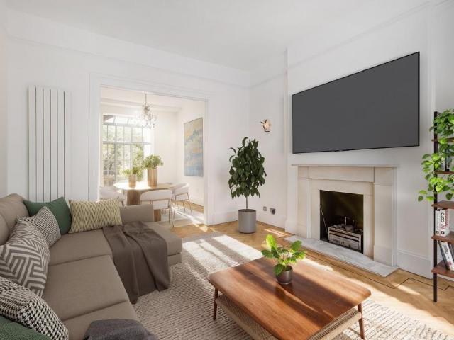 Hollywood Road, Chelsea, London 4 bed terraced house to rent £9,000 pcm £2,077 pw