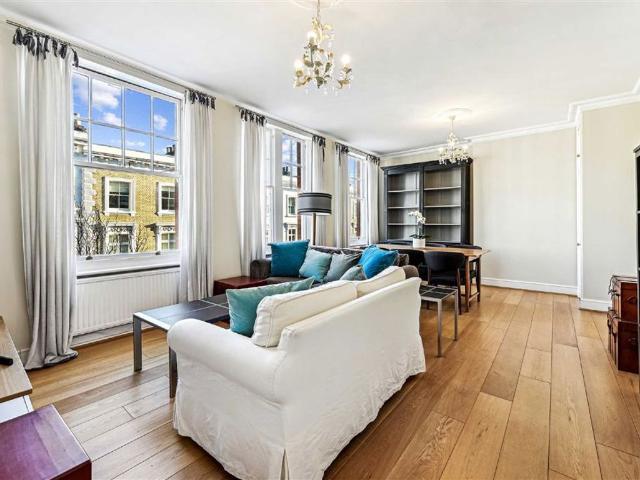 Hollywood Road, South Kensington SW10, 2 bed flat to rent, £3,497 pcm | PrimeLocation