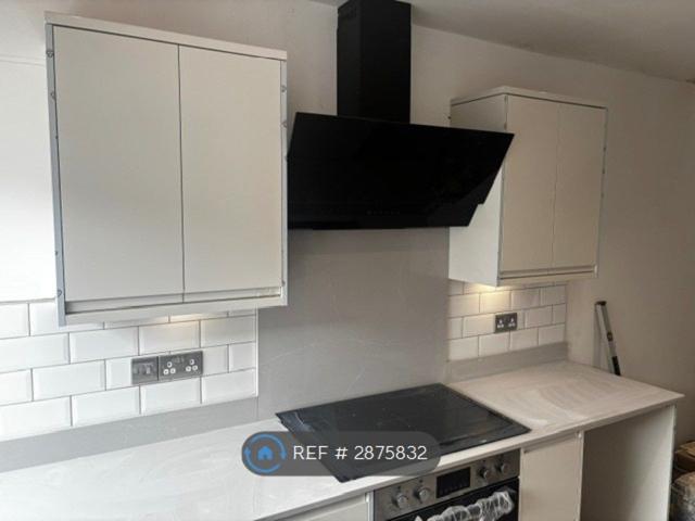 Holman Street, Kidderminster DY11, 3 bed semi detached house to rent, £1,450 pcm | PrimeLocation