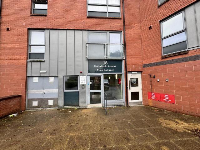 Holmbank Avenue, Glasgow G41 2 bed flat to rent £1,300 pcm £300 pw