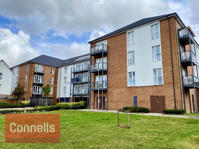 Holmbush Mews, Horsham RH12, 3 bed flat to rent, £2,175 pcm | PrimeLocation