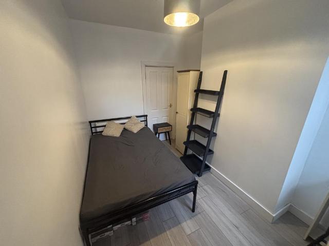 Holme Lane, SHEFFIELD, S6 1 bed in a house share to rent £650 pcm £150 pw