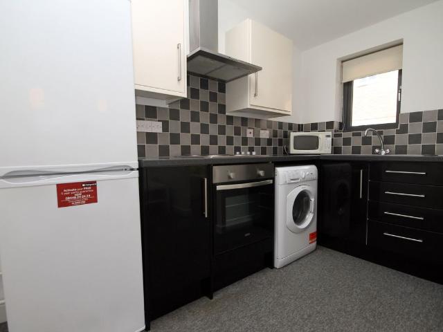 Holmes Court, Canterbury CT1, Studio to rent, £900 pcm | PrimeLocation