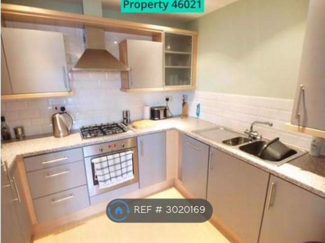 Holmes Court, Birkenhead CH42, 1 bed flat to rent, £650 pcm | PrimeLocation