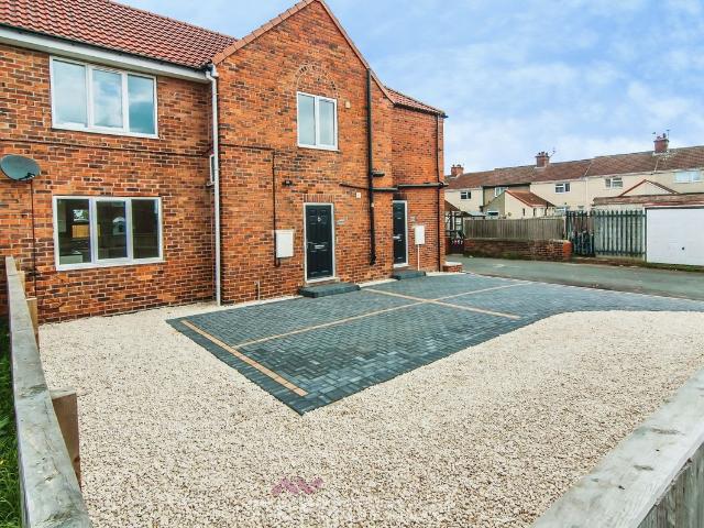 Holmes Carr Crescent, Rossington, Doncaster DN11, 1 bed flat to rent, £550 pcm | PrimeLocation