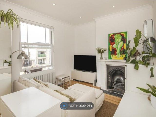 Holmesdale Road, London SE25, 1 bed flat to rent, £1,500 pcm | PrimeLocation