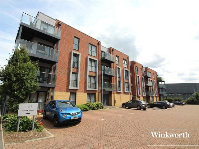 Holmesley Road, Borehamwood, Hertfordshire WD6, 2 bed flat to rent, £1,850 pcm | PrimeLocation
