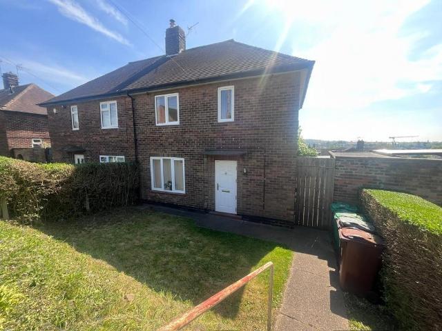 Holmewood Crescent, Nottingham, NG5 3 bed house to rent £1,125 pcm £260 pw