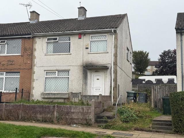 Holmewood, Bradford BD4 3 bed semi detached house to rent £900 pcm £208 pw
