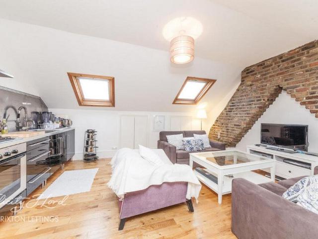 Holmewood Gardens, London 1 bed apartment to rent £1,700 pcm £392 pw