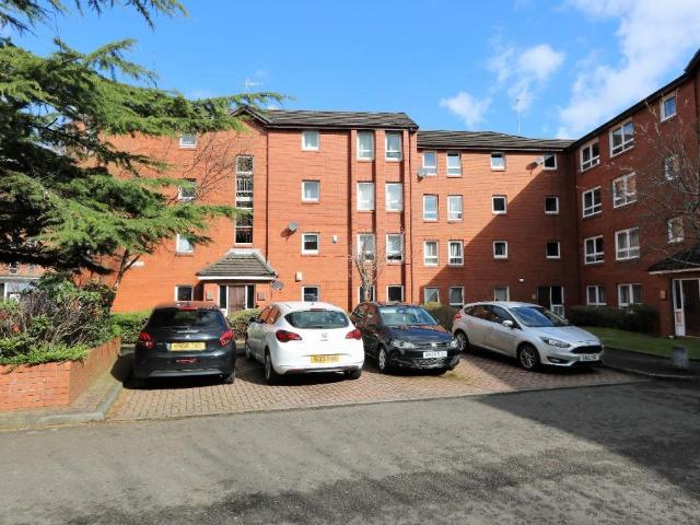 Holmlea Road, Glasgow, G44 2 bed flat to rent £1,195 pcm £276 pw