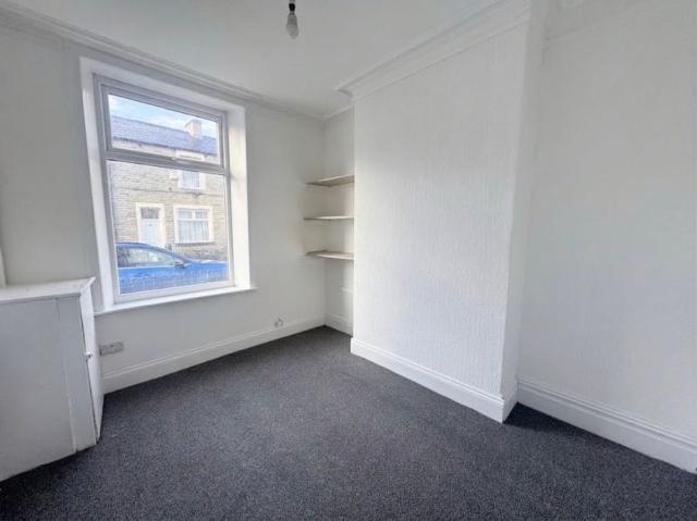 Holmsley Street, Burnley BB10, 2 bed terraced house to rent, £675 pcm | PrimeLocation