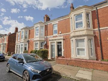 Holmwood Grove, Jesmond, Newcastle Upon Tyne NE2, 6 bed maisonette to rent, £3,380 pcm | PrimeLocation