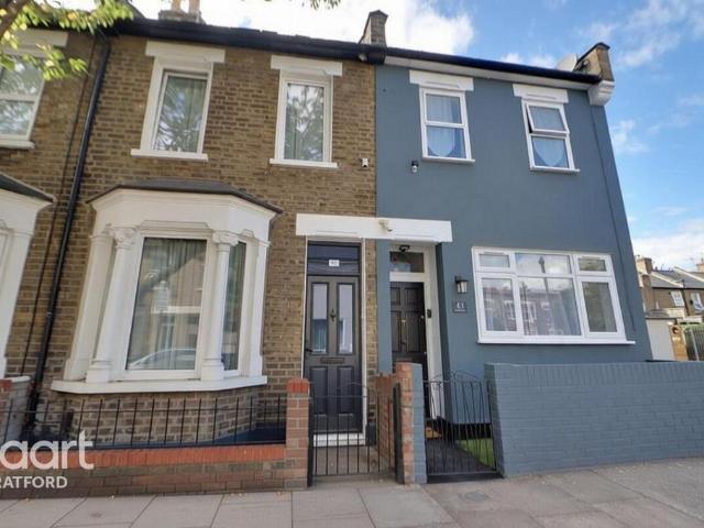 Holness Road, London 2 bed terraced house to rent £2,400 pcm £554 pw