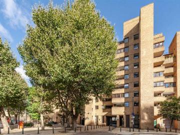 Hopton Street, London SE1 2 bed flat to rent £2,750 pcm £635 pw