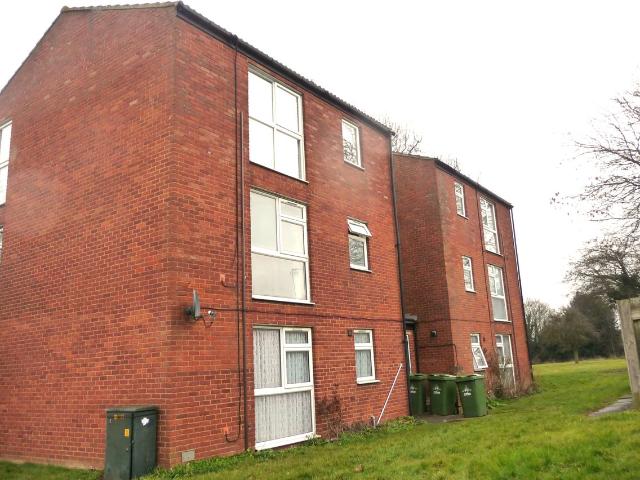 Hopton Road, Stevenage SG1, 1 bed flat to rent, £900 pcm | PrimeLocation