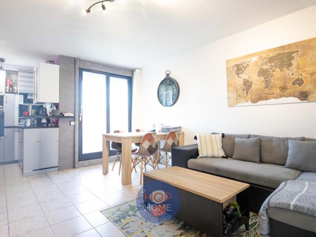 HOP HOME Appartement T3, 55,71m2, avec balcon et 2 places