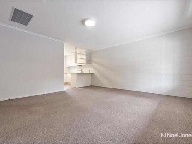 Hop, Skip & Jump to Ringwood Convenience