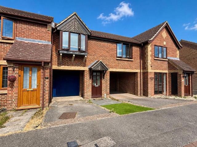 Hope Avenue, Bracknell, Berkshire RG12, 1 bed maisonette to rent, £1,300 pcm | PrimeLocation