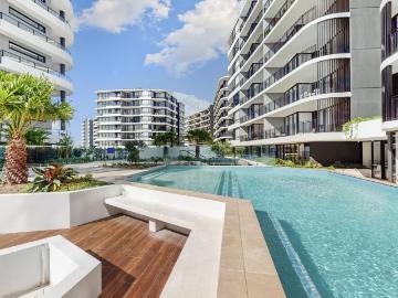 Hope Island, Level 5/2505/10 12 Sickle Avenue