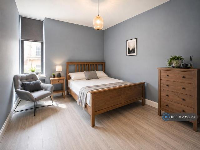Hope Street, Ayr, KA7 1 bed in a flat share to rent £650 pcm £150 pw
