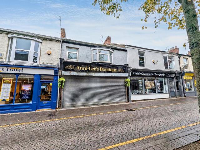 Hope Street, Crook, Durham, DL15 9HS 3 bed flat to rent £600 pcm £138 pw