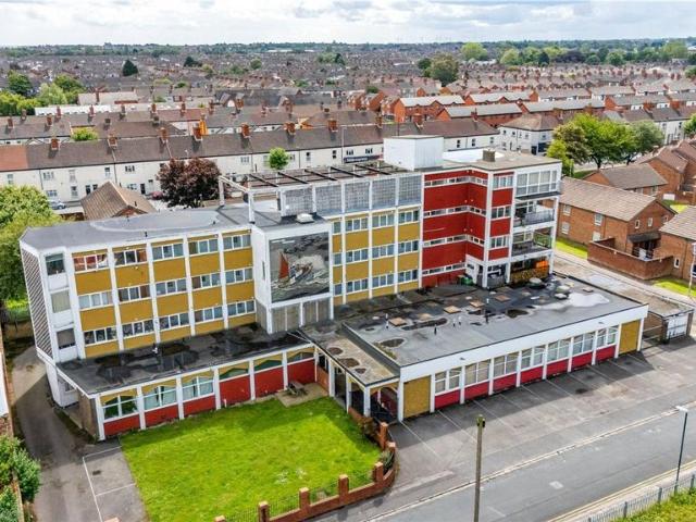 Hope Street, Grimsby, DN32 3 bed flat to rent £600 pcm £138 pw