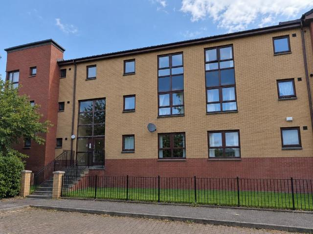 Hopehill Gardens, North Kelvinside 3 bed flat to rent £1,350 pcm £312 pw