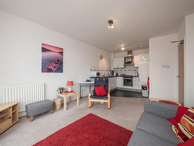 Hopetoun Street, Edinburgh, EH7 1 bed flat to rent £1,325 pcm £306 pw