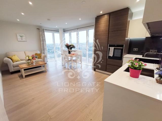 Hopgood Tower, Pegler Square SE3, 1 bed flat to rent, £1,950 pcm | PrimeLocation