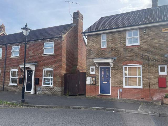 Horton Close, Aylesbury HP19, 2 bed terraced house to rent, £1,500 pcm | PrimeLocation