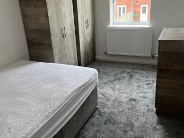 Horton Drive, Stafford ST16 1 bed house of multiple occupation to rent £675 pcm £156 pw