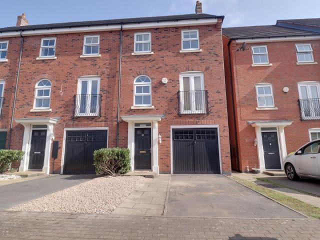 Horton Drive, Stafford ST16 1 bed in a house share to rent £675 pcm £156 pw