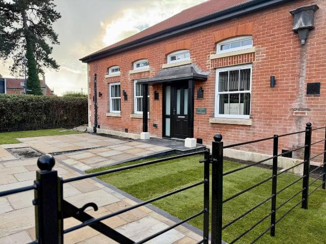 Horton House, The Old Hospital, New Park Road, Devizes SN10, 3 bed terraced house to rent, £2,100 pcm | PrimeLocation